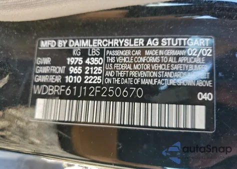 2002 Mercedes-Benz C 240 z USA, uszkodzony, nr VIN WDBRF61J12F250670